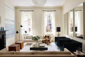 Colour and light make the room feel bigger: