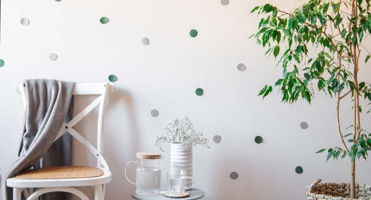 10 Easy Peel and Stick Wall Decor - Ideas for a Stylish Home Makeover!