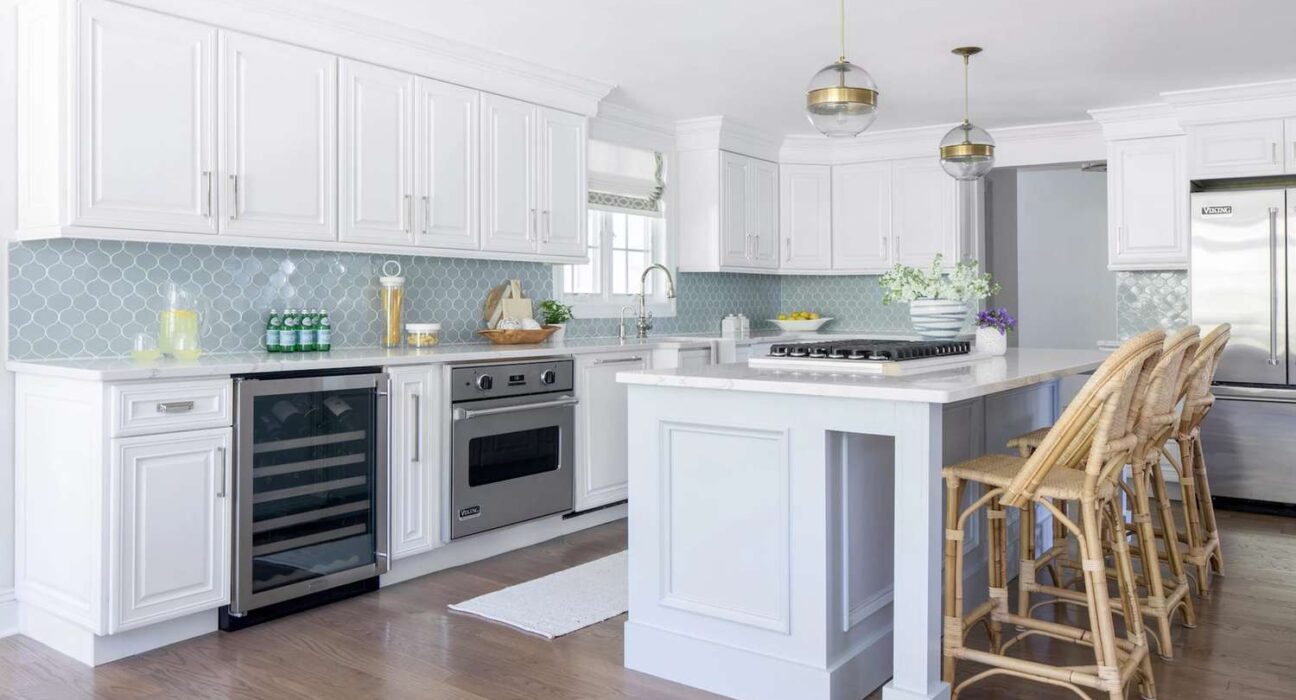 71 Kitchen Island Decor Ideas: Stylish, Modern & Functional Design Tips to Transform Your Kitchen Center piece!