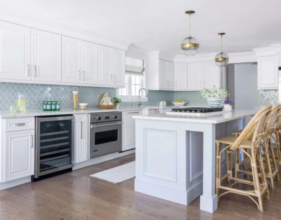 71 Kitchen Island Decor Ideas: Stylish, Modern & Functional Design Tips to Transform Your Kitchen Center piece!