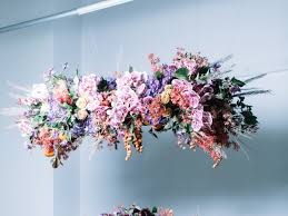 Why you should adorn a wall with flowers: