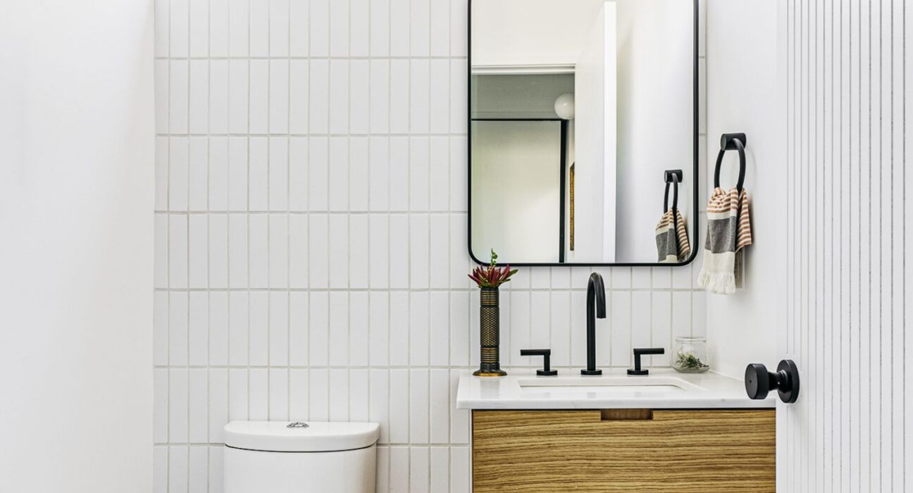 Powder Room Decor Ideas: Stylish & Creative Small Bathroom Designs 20!