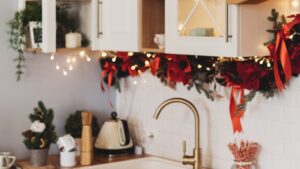 Favorite Christmas Kitchen Decor Themes: