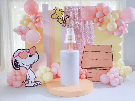 55 Snoopy Birthday Party Decorations: Cute & Creative Peanuts Theme Ideas!