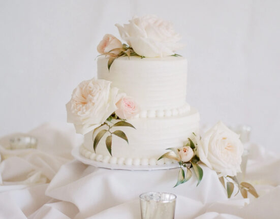25 Elegant Wedding Cake Decorations Ideas for a Stunning Celebration!