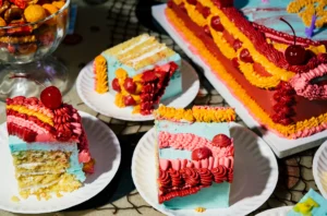 Why a Cake Decorating Turntable Makes a Difference:
