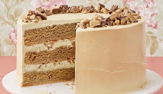How Can I Decorate a Cake? 15 Easy and Creative Ideas!