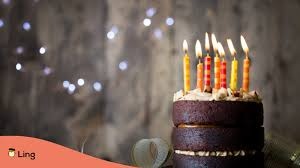 Breaking Down the Happy Birthday in French Phrase: