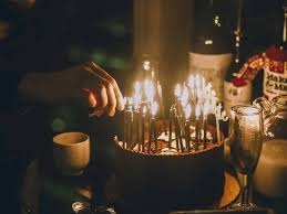 When to Use This Happy Birthday in French Phrase:
